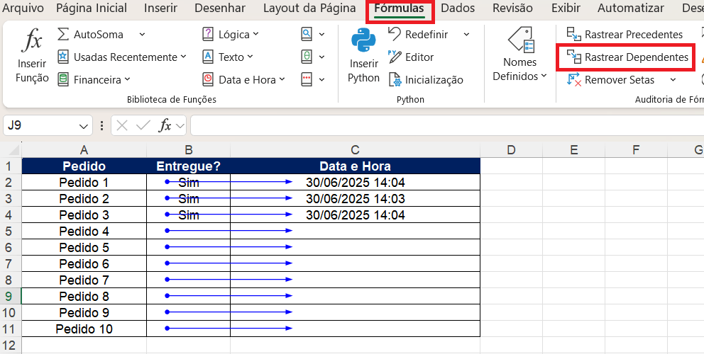 Excel mostrando setas azuis para rastrear células precedentes e dependentes na planilha.
